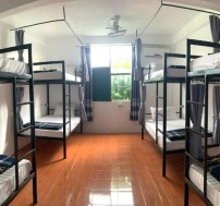 viet-asia-tour-vang vien-lily-backpackers-hostel (9)